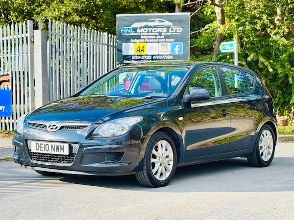 Used Hyundai i30 2010 for sale - 76138130: Photo 10