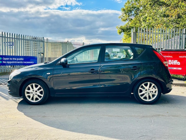 Used Hyundai i30 2010 for sale - 76138130: Photo 12