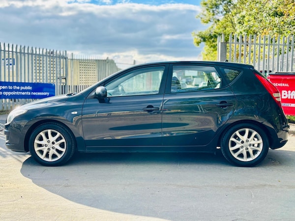Used Hyundai i30 2010 for sale - 76138130: Photo 13