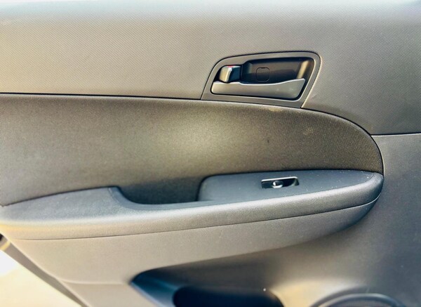 Used Hyundai i30 2010 for sale - 76138130: Photo 49