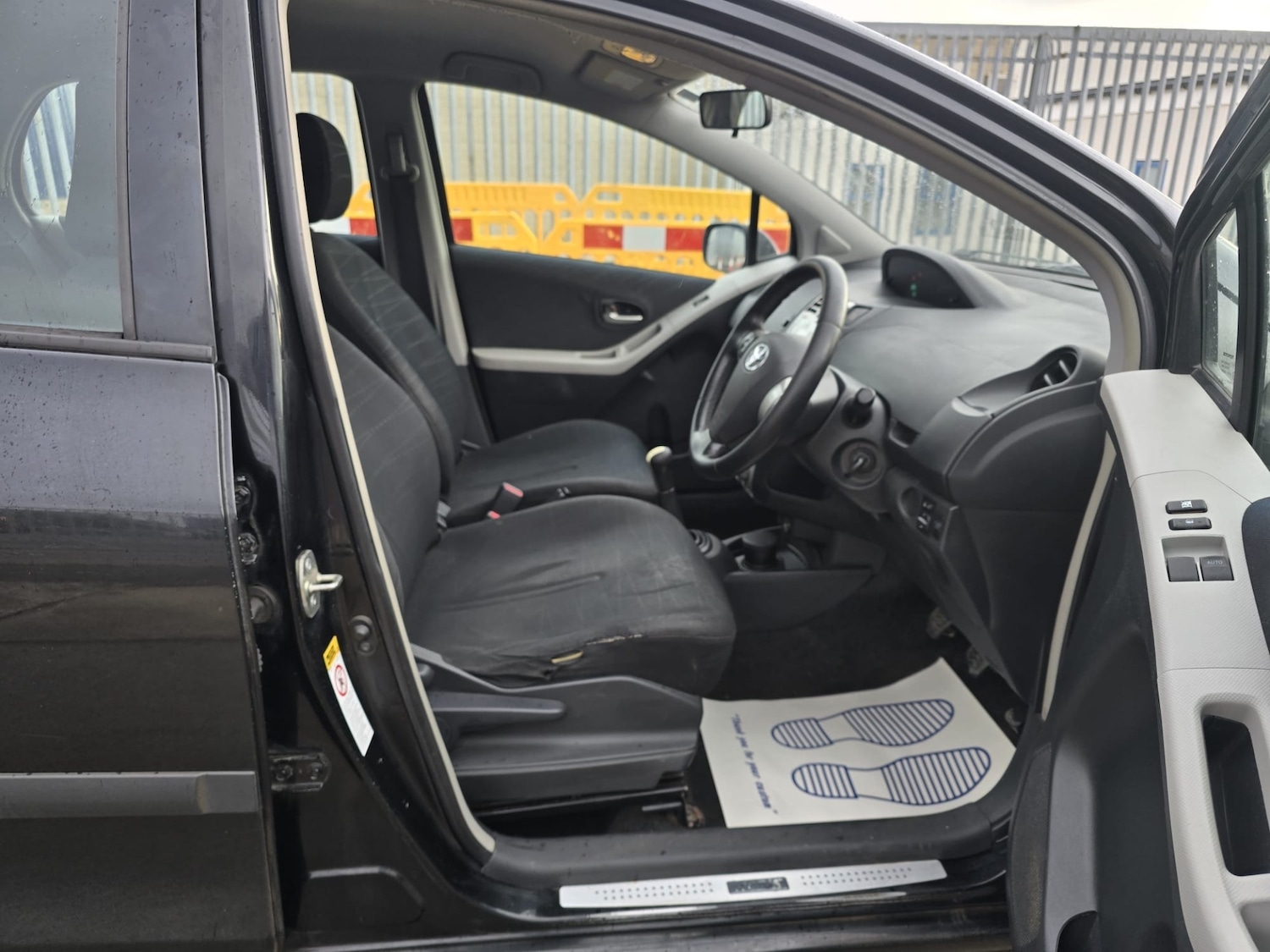 Used Toyota Yaris 2008 for sale - 76940440: Photo 16