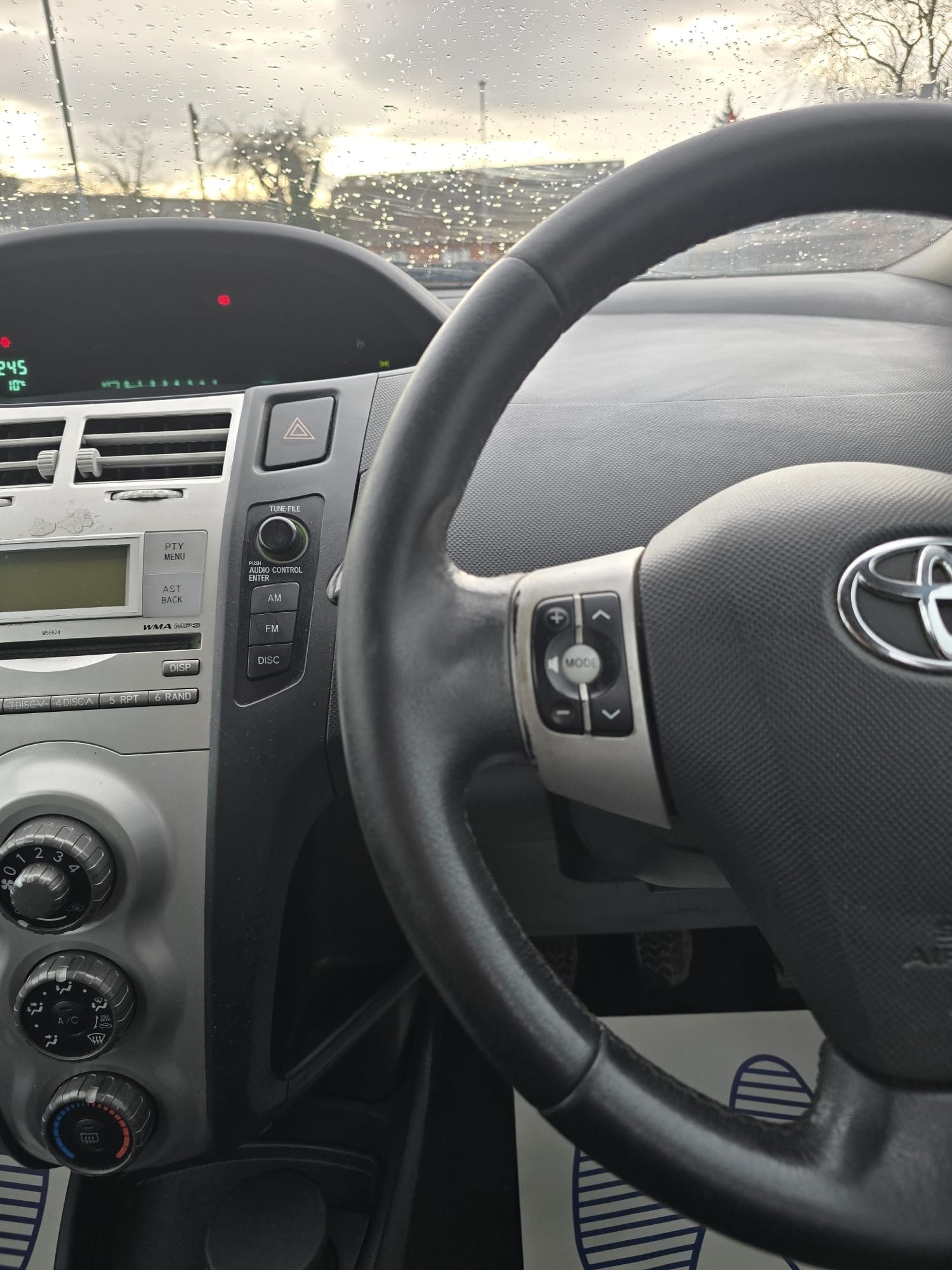 Used Toyota Yaris 2008 for sale - 76940440: Photo 20
