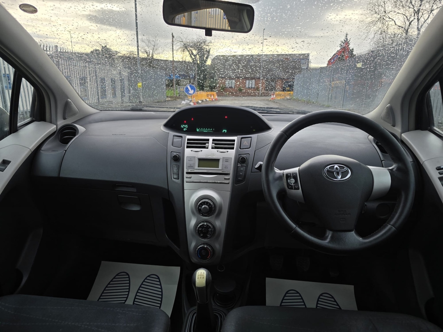 Used Toyota Yaris 2008 for sale - 76940440: Photo 21