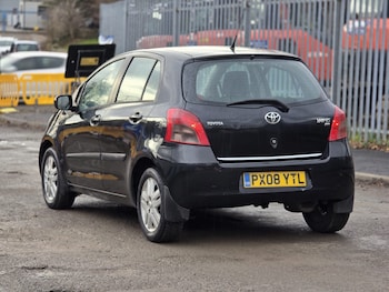 Used Toyota Yaris 2008 for sale - 76940440: Photo
