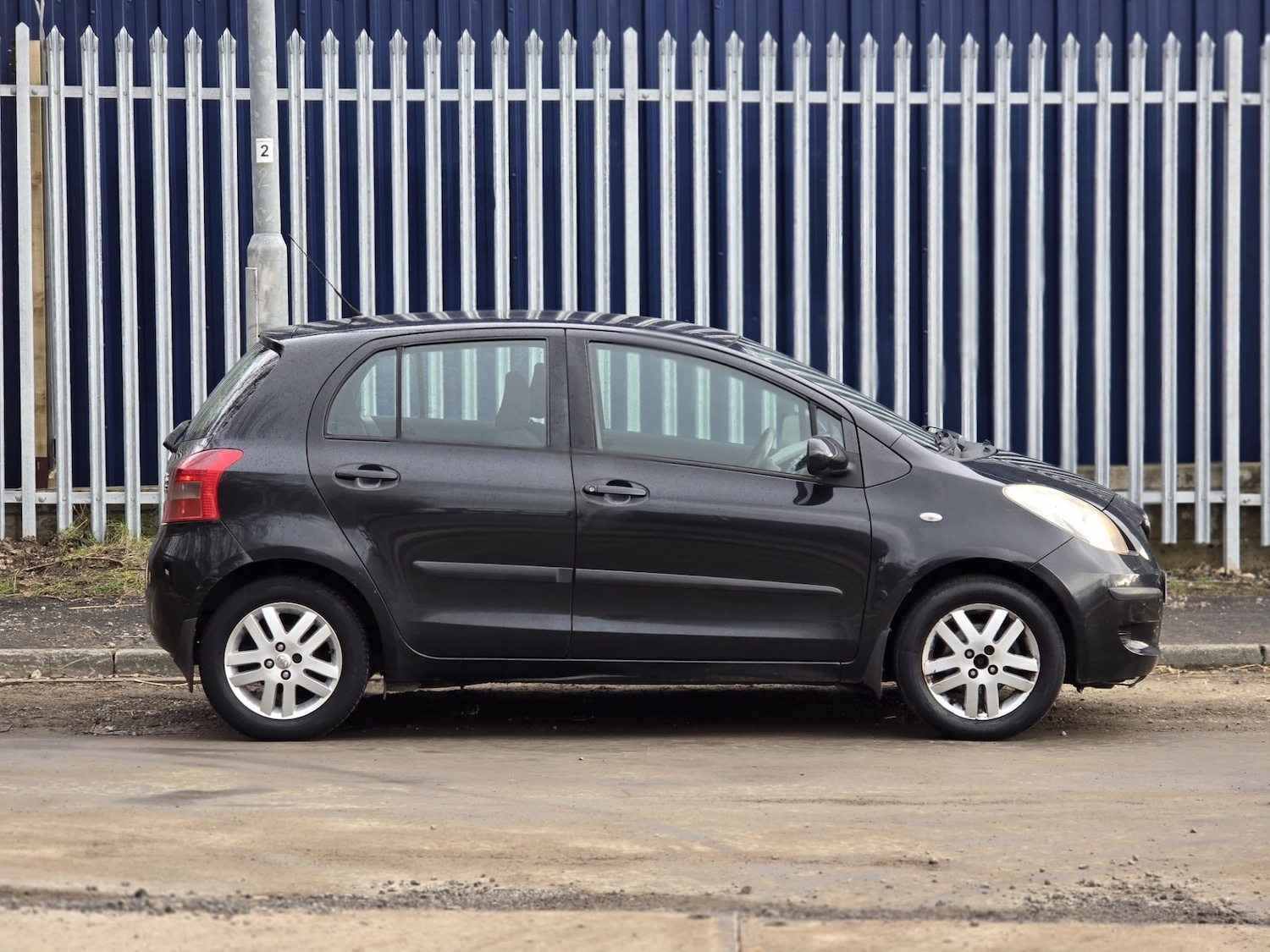 Used Toyota Yaris 2008 for sale - 76940440: Photo 7