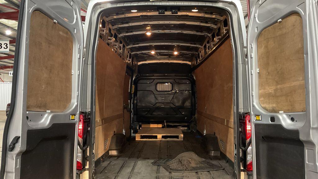 Used Ford Transit 2019 for sale - 76360570: Photo 2