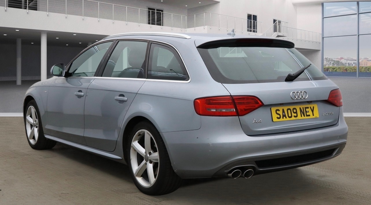 Used Audi A4 2009 for sale - 77158214: Photo 3