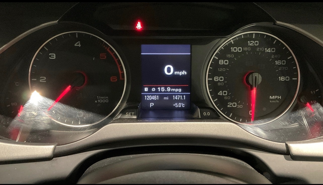 Used Audi A4 2009 for sale - 77158214: Photo 8