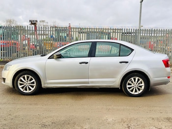 Used Skoda Octavia 2013 for sale - 76940225: Photo