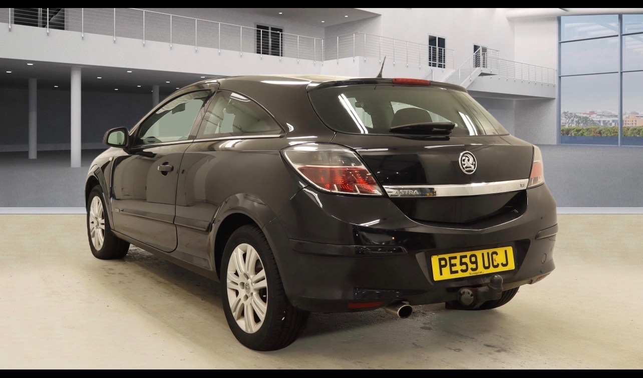 Used Vauxhall Astra 2009 for sale - 77971849: Photo 3