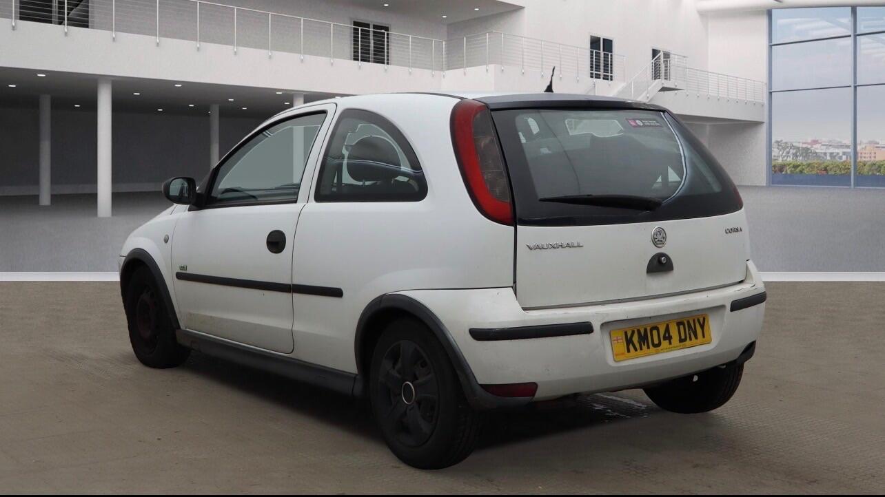 Used Vauxhall Corsa 2004 for sale - 76370766: Photo 3