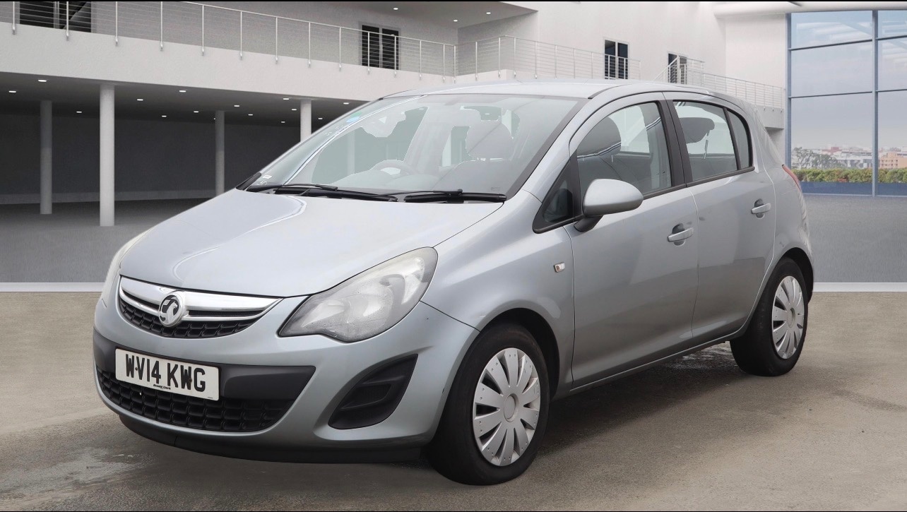 Used Vauxhall Corsa 2014 for sale - 77979107: Photo 2