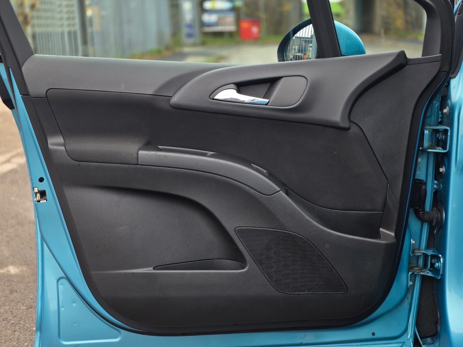 Used Vauxhall Meriva 2011 for sale - 76536989: Photo 24