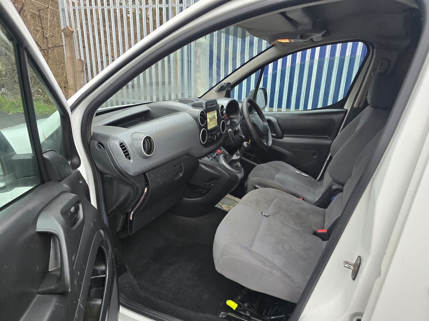 Used Peugeot Partner 2016 for sale - 77350464: Photo 13