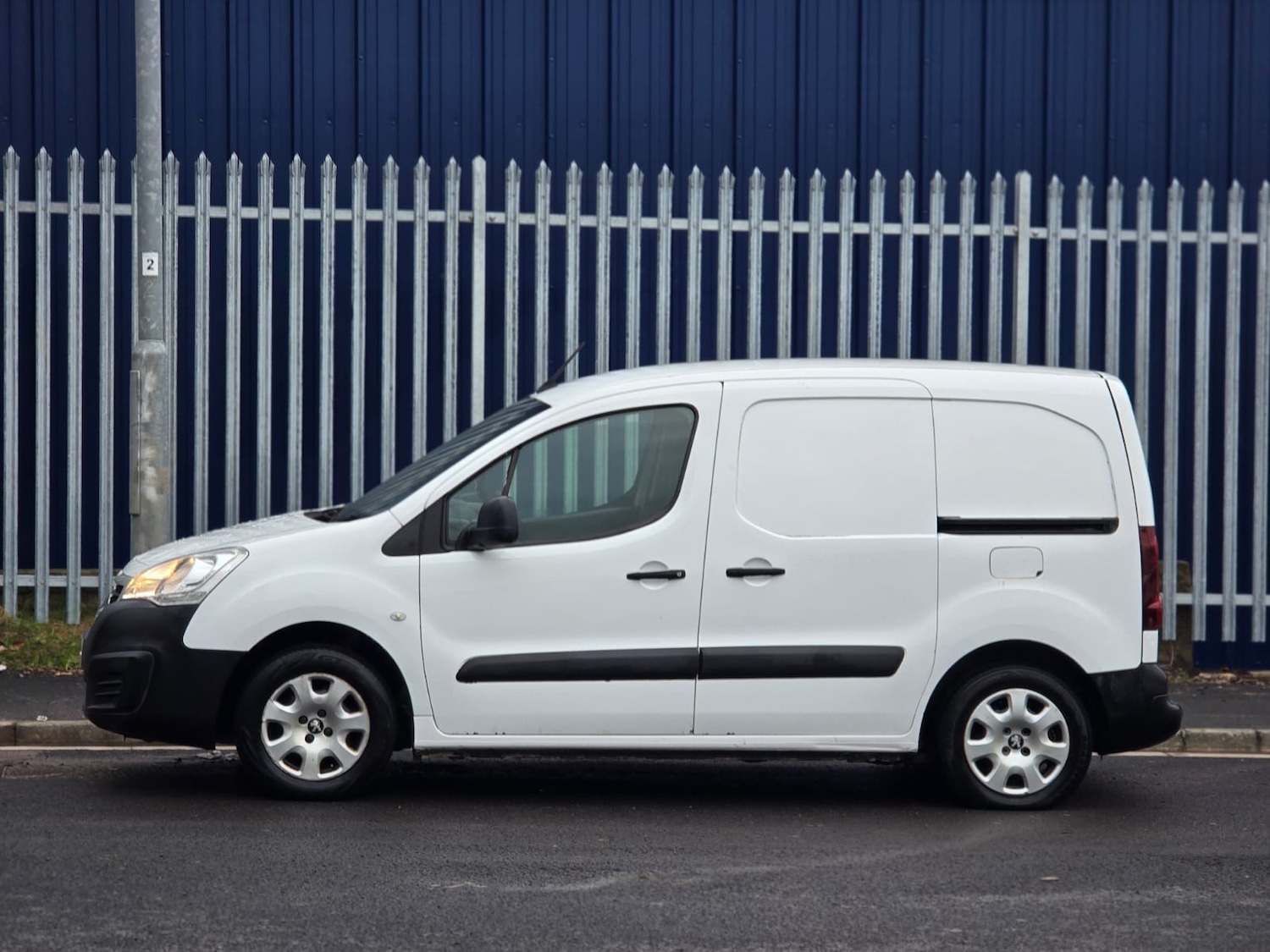 Used Peugeot Partner 2016 for sale - 77350464: Photo 7