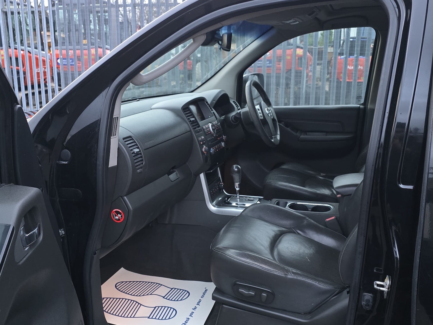 Used Nissan Navara 2011 for sale - 77764238: Photo 21