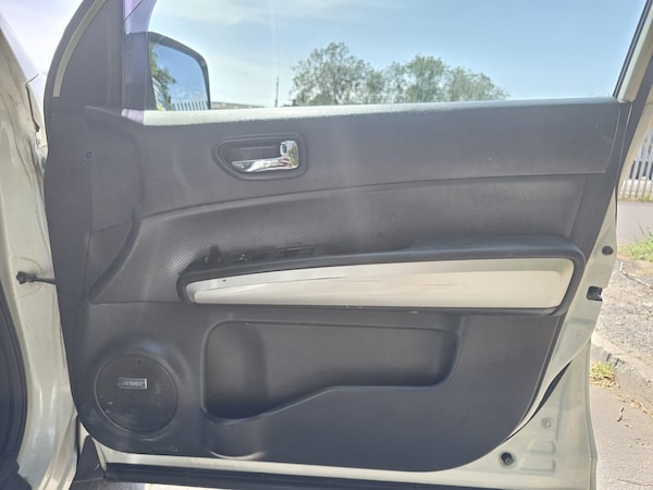 Used Nissan X-Trail 2011 for sale - 76200314: Photo 37