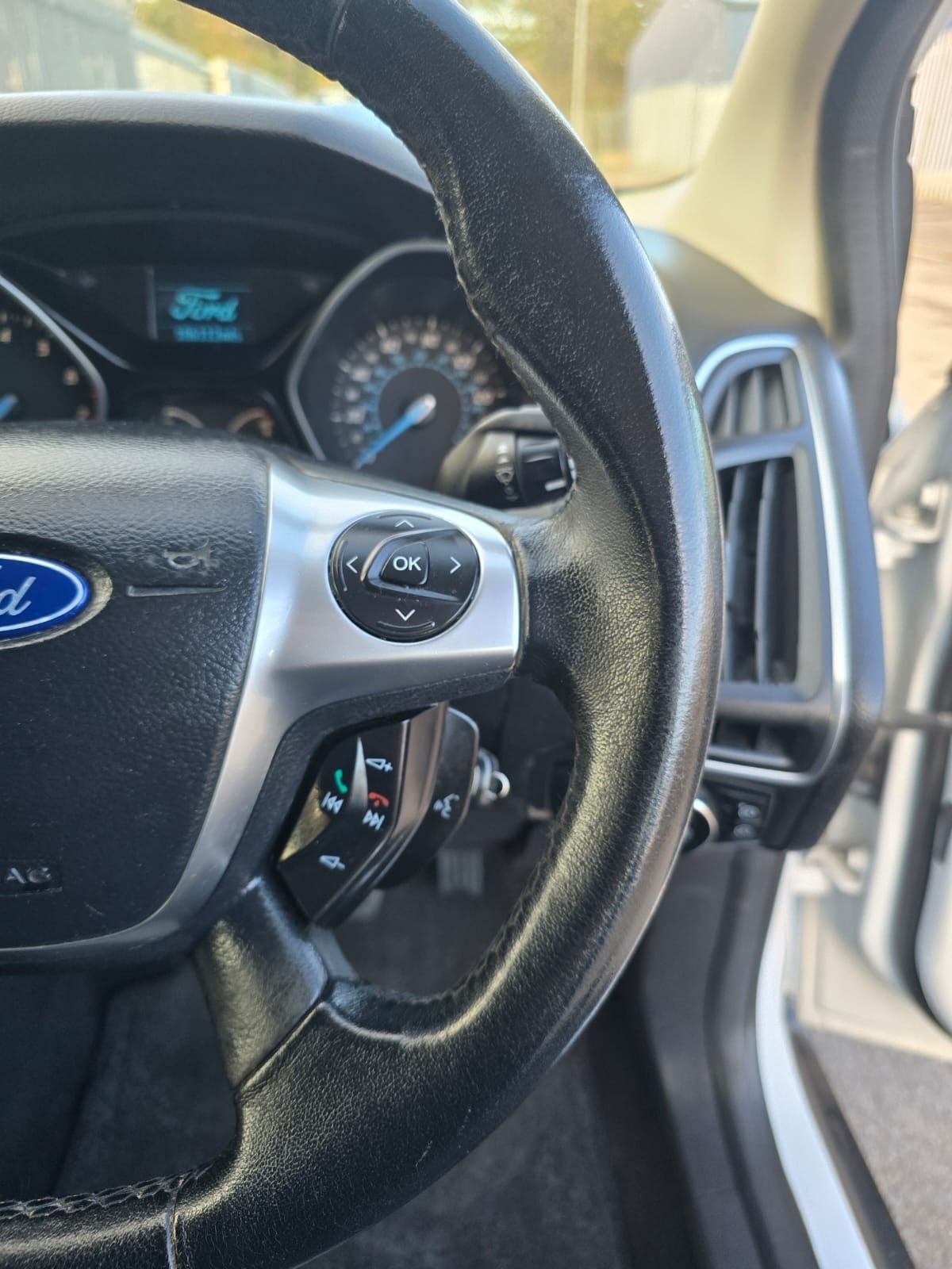 Used Ford Focus 2012 for sale - 77350445: Photo 13
