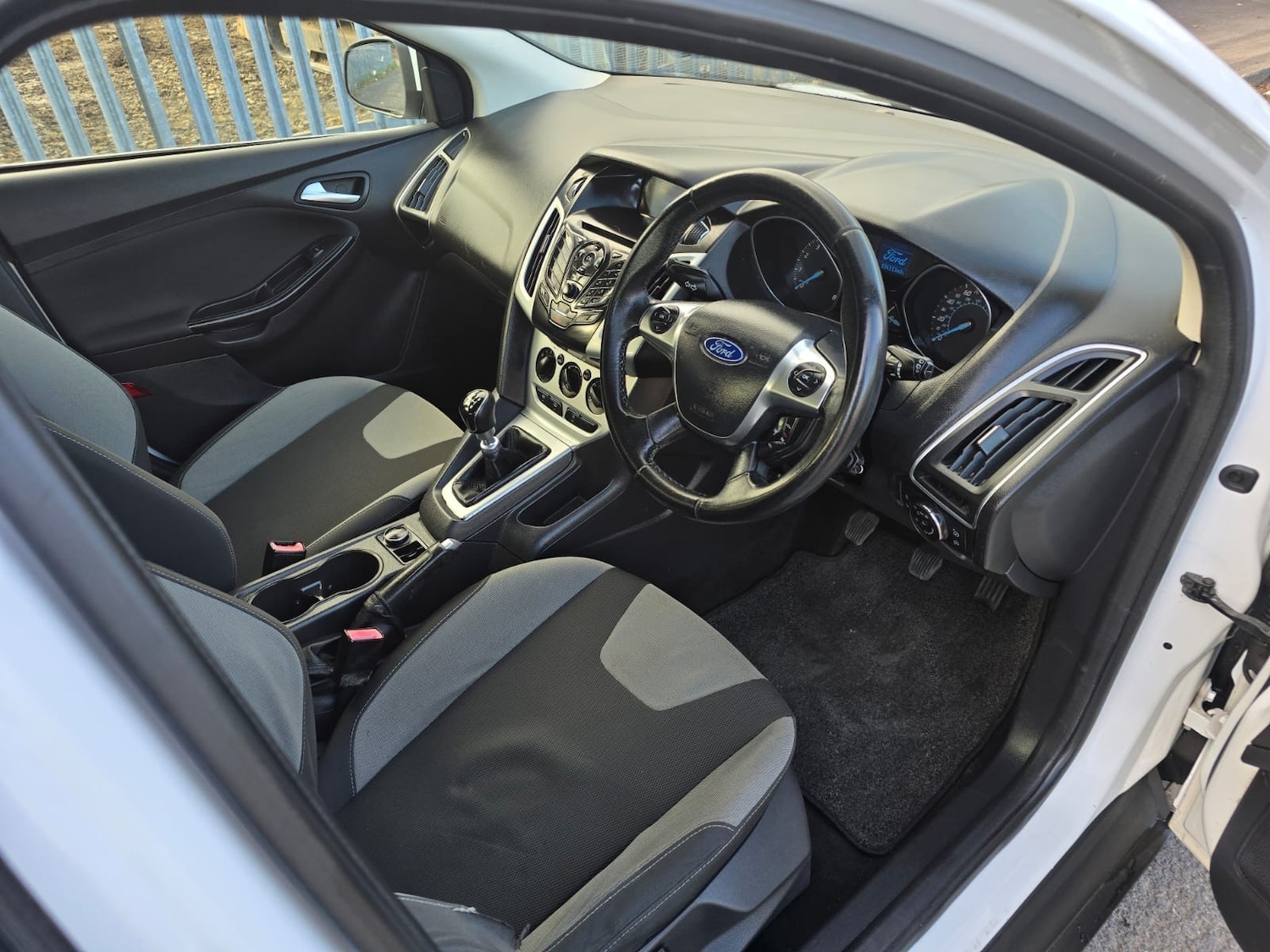 Used Ford Focus 2012 for sale - 77350445: Photo 21