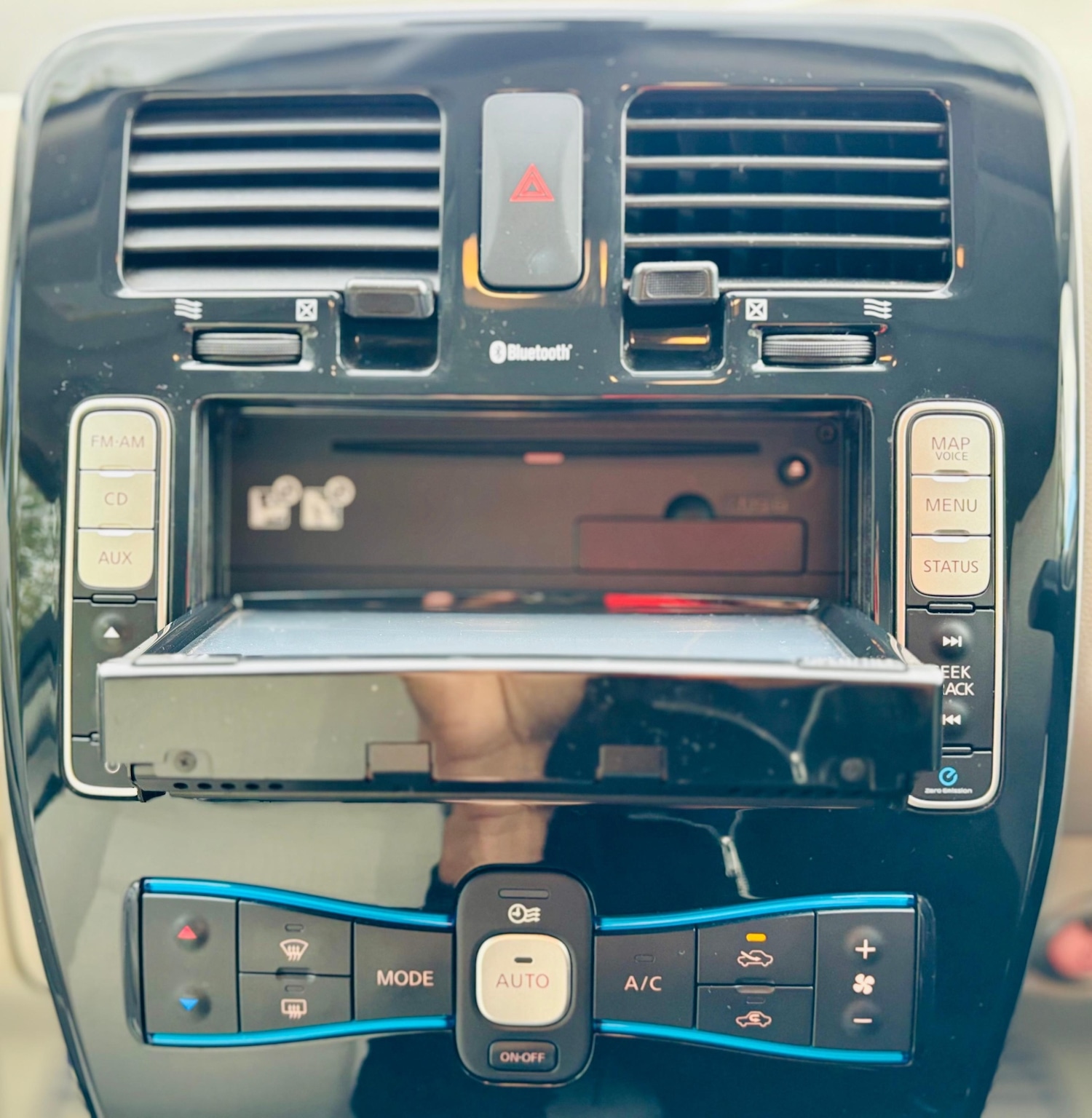 Used Nissan Leaf 2013 for sale - 77127570: Photo 2