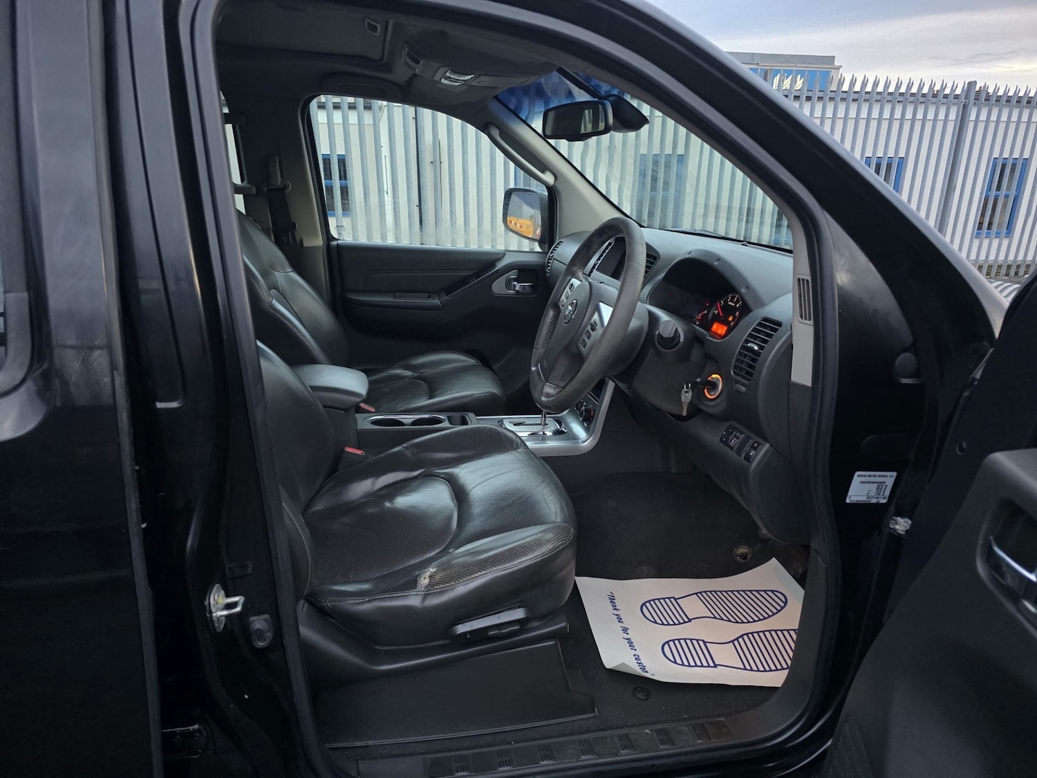 Used Nissan Navara 2011 for sale - 77028323: Photo 15