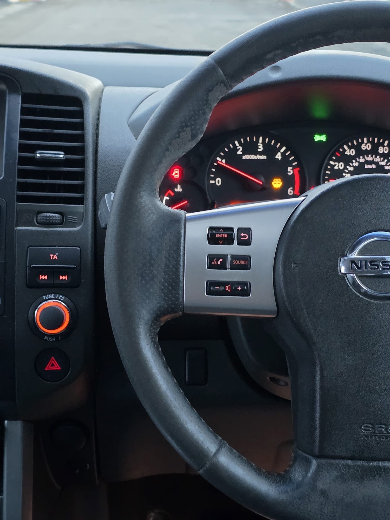 Used Nissan Navara 2011 for sale - 77028323: Photo 35