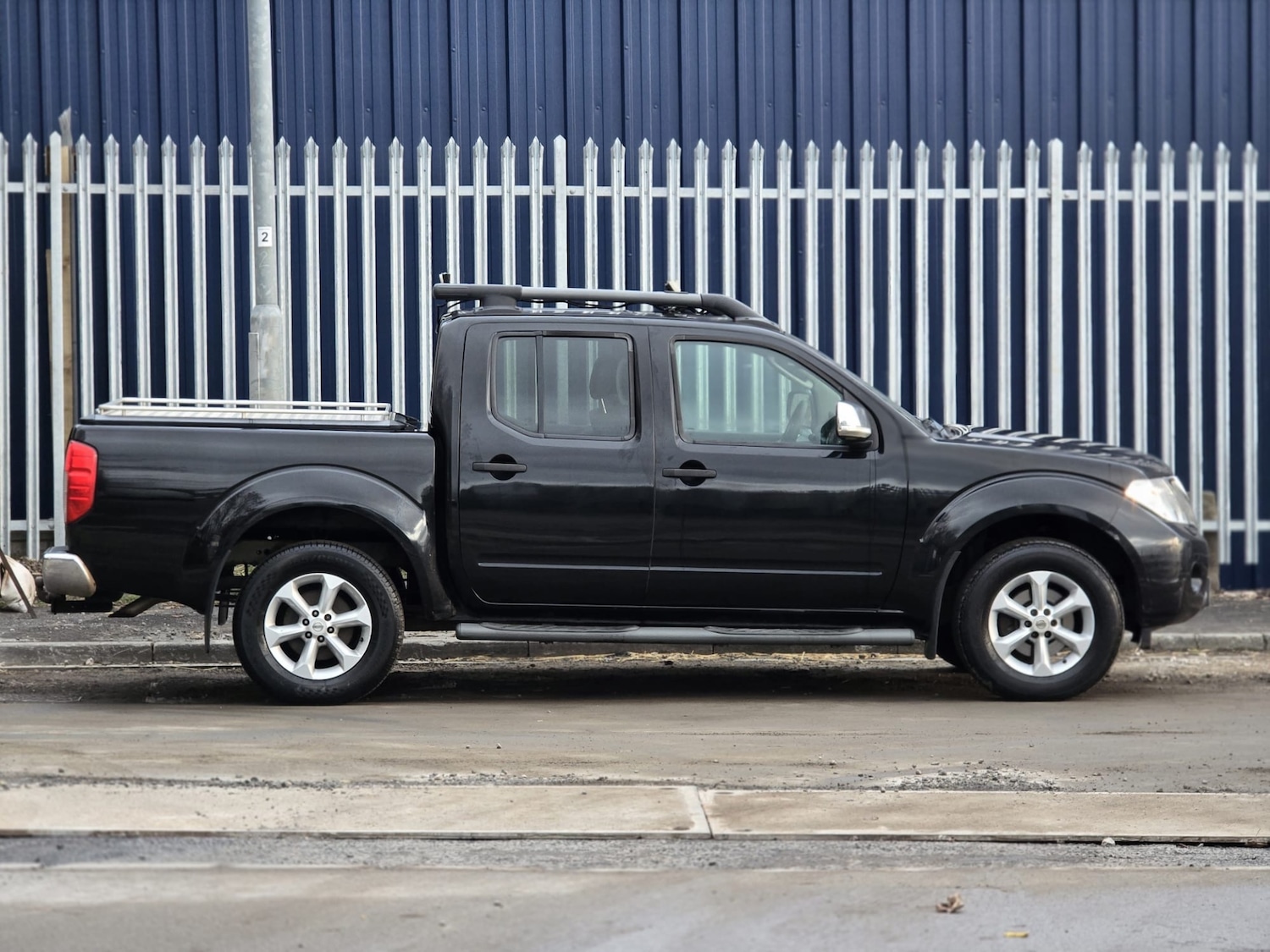Used Nissan Navara 2011 for sale - 77028323: Photo 5