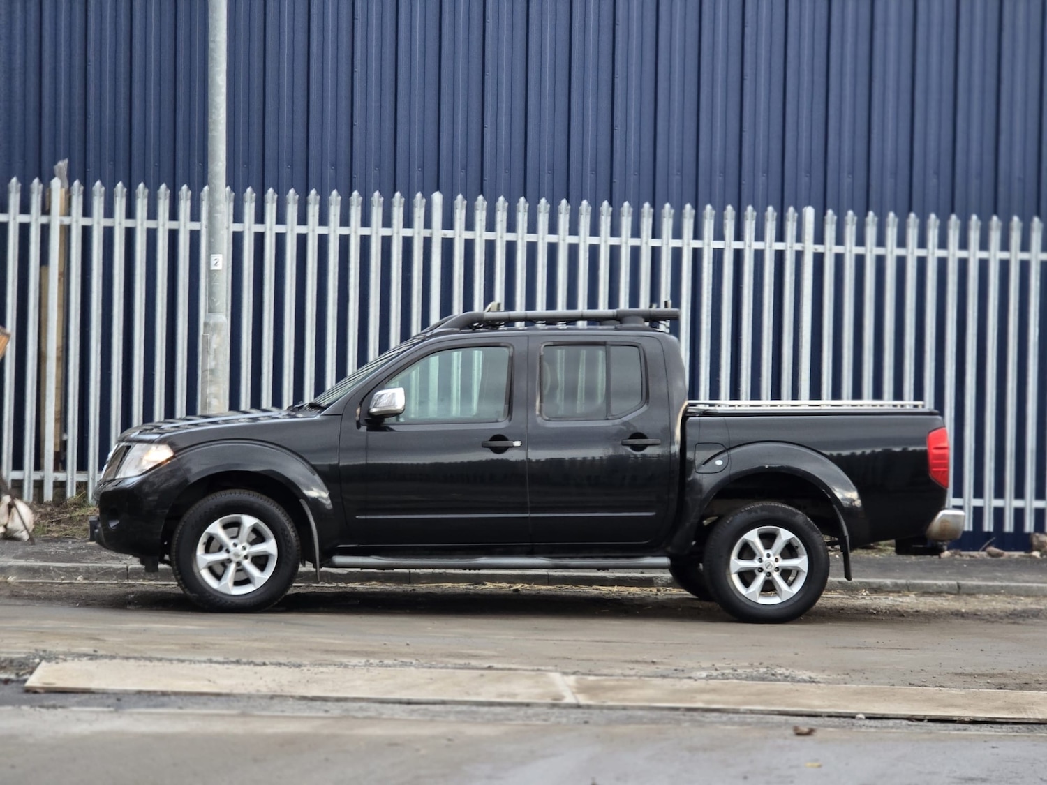 Used Nissan Navara 2011 for sale - 77028323: Photo 6