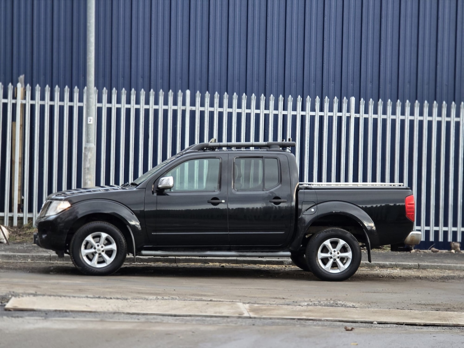 Used Nissan Navara 2011 for sale - 77028323: Photo 8