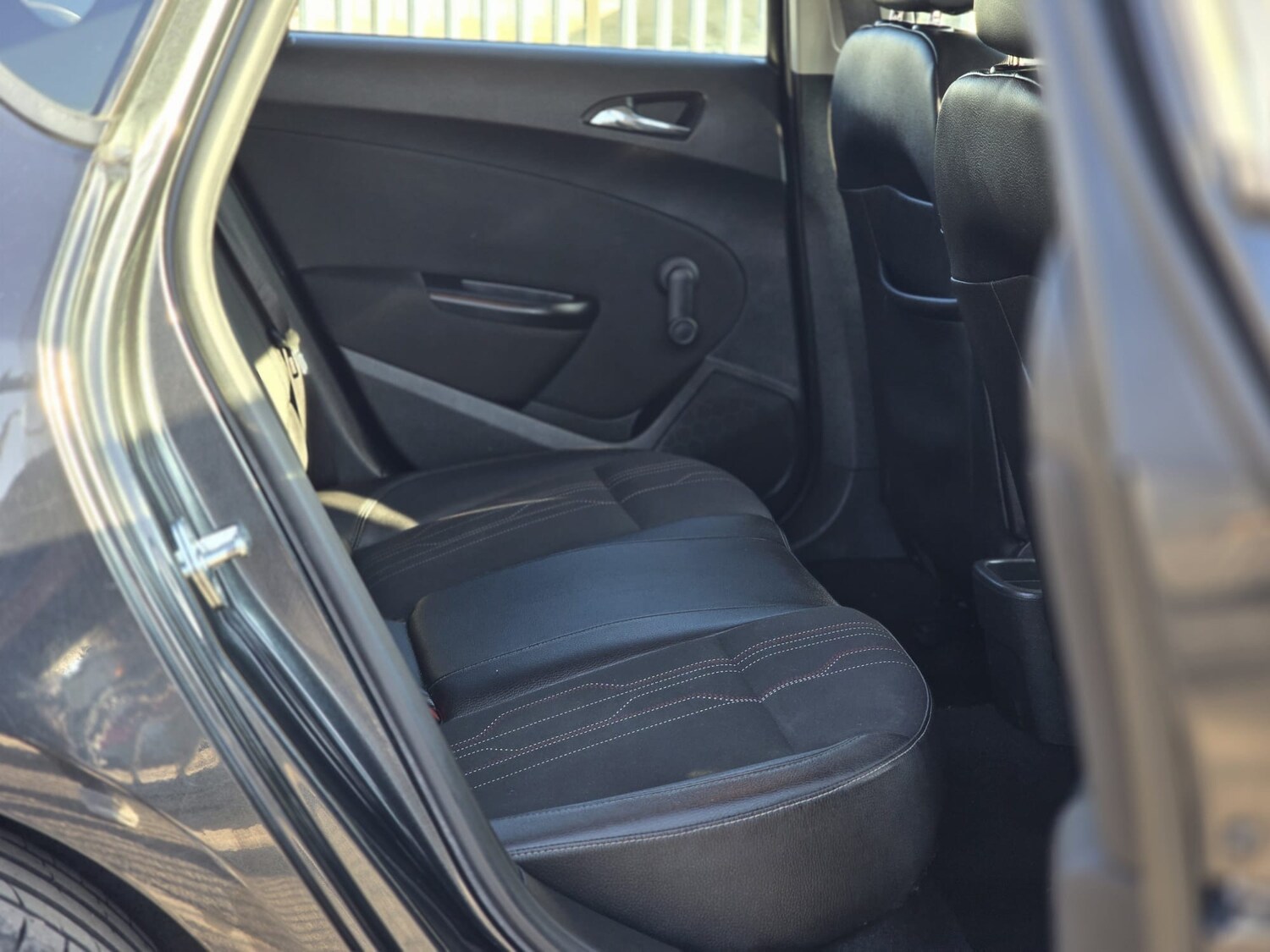 Used Vauxhall Astra 2012 for sale - 77897442: Photo 16