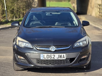 Used Vauxhall Astra 2012 for sale - 77897442: Photo