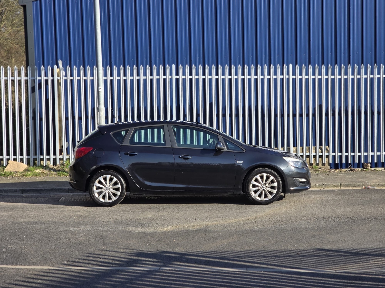 Used Vauxhall Astra 2012 for sale - 77897442: Photo 6