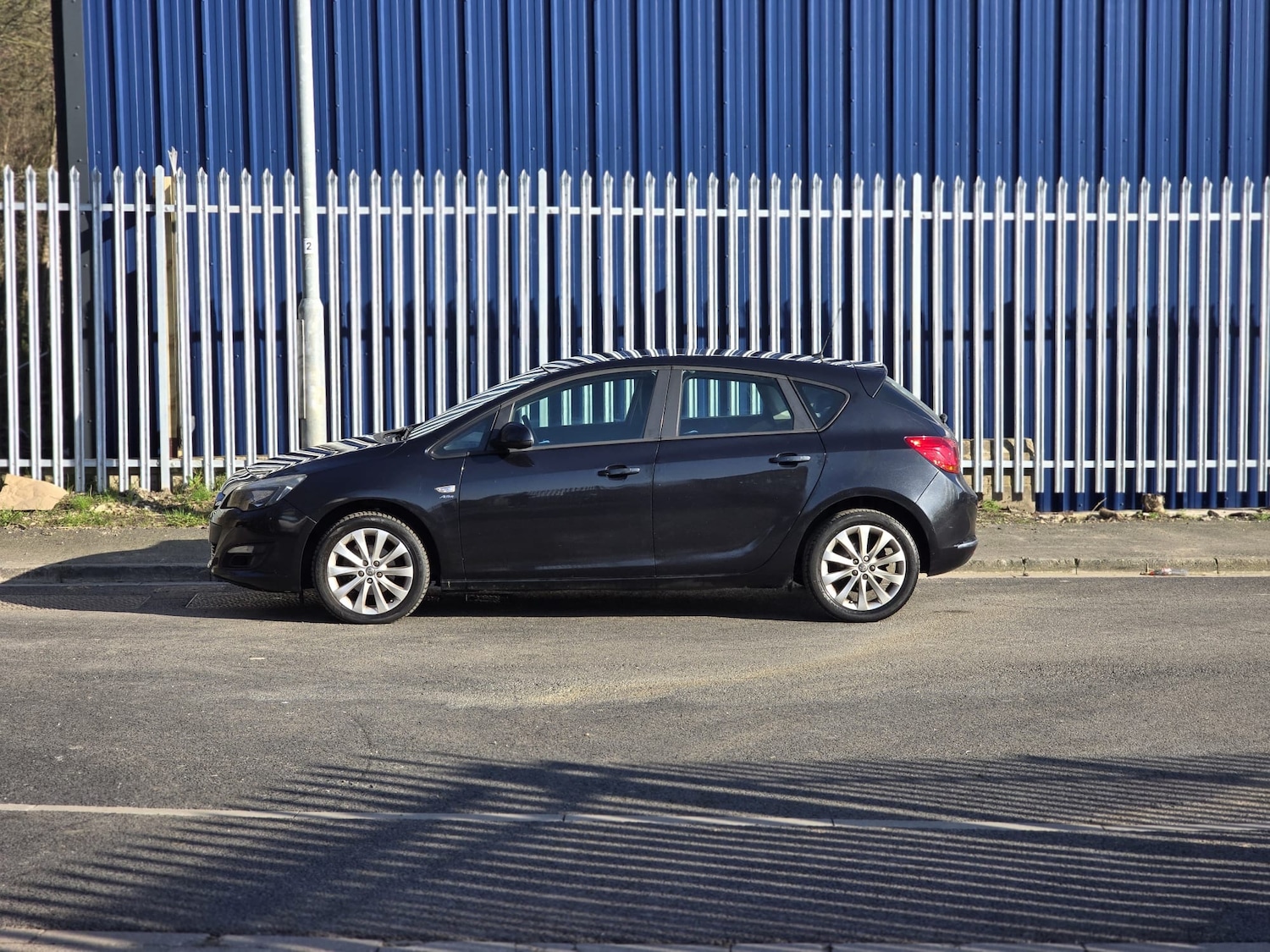 Used Vauxhall Astra 2012 for sale - 77897442: Photo 8