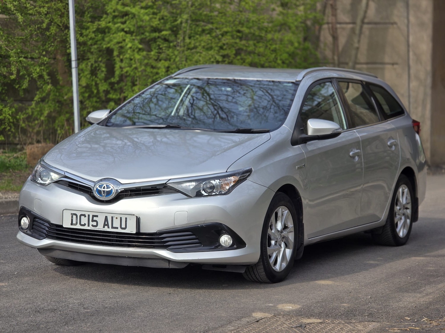 Used Toyota Auris 2015 for sale - 77983000: Photo 3