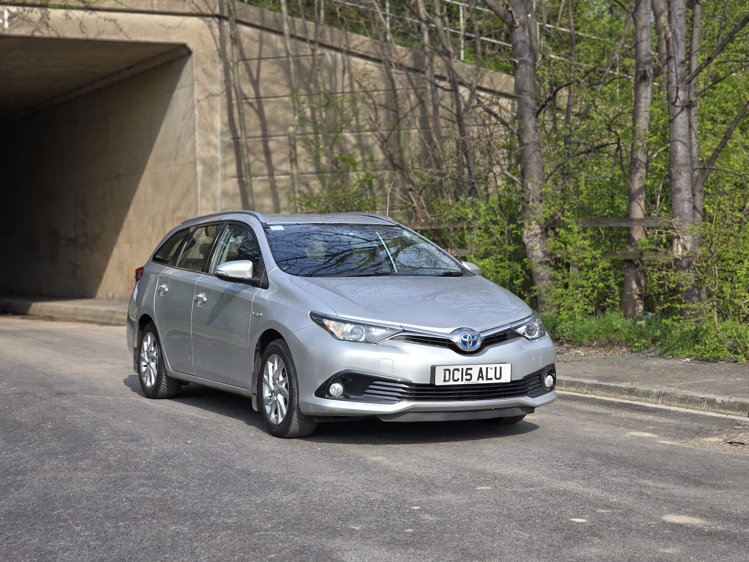 Used Toyota Auris 2015 for sale - 77983000: Photo 4