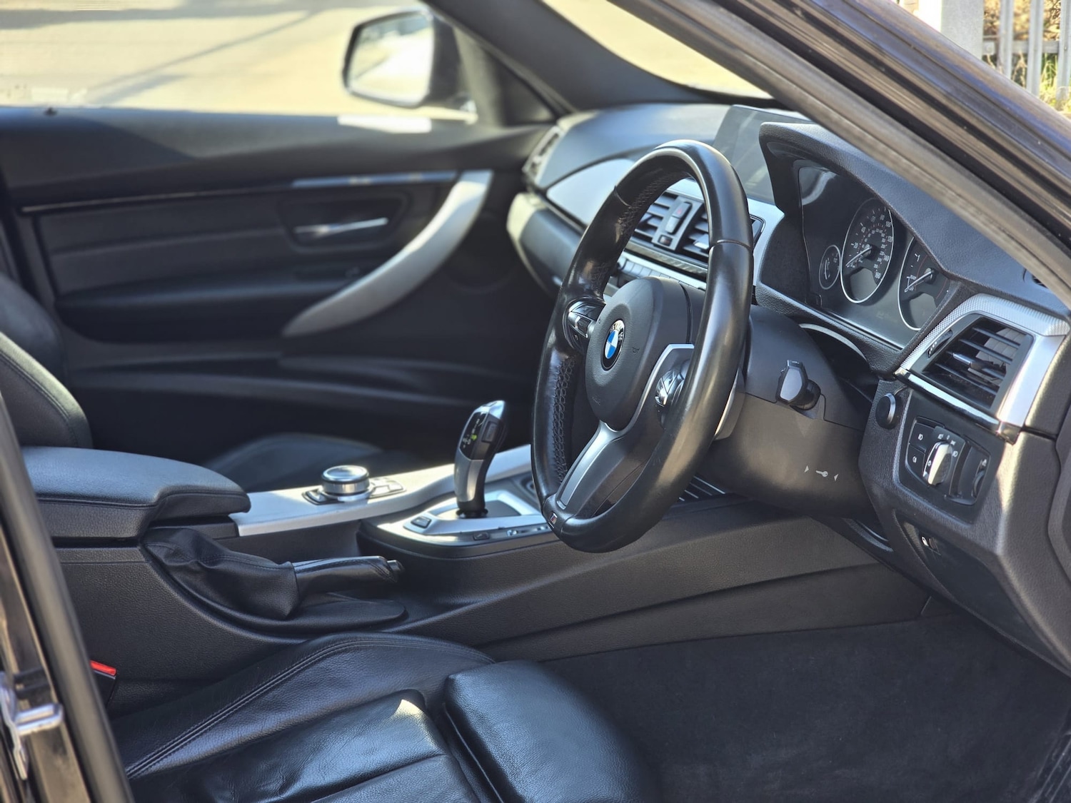 Used BMW 3 Series 2018 for sale - 77983004: Photo 17