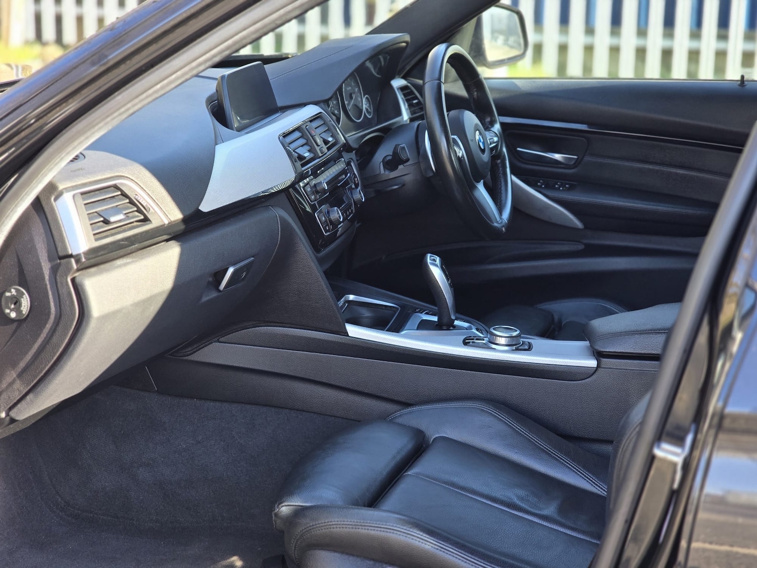 Used BMW 3 Series 2018 for sale - 77983004: Photo 18