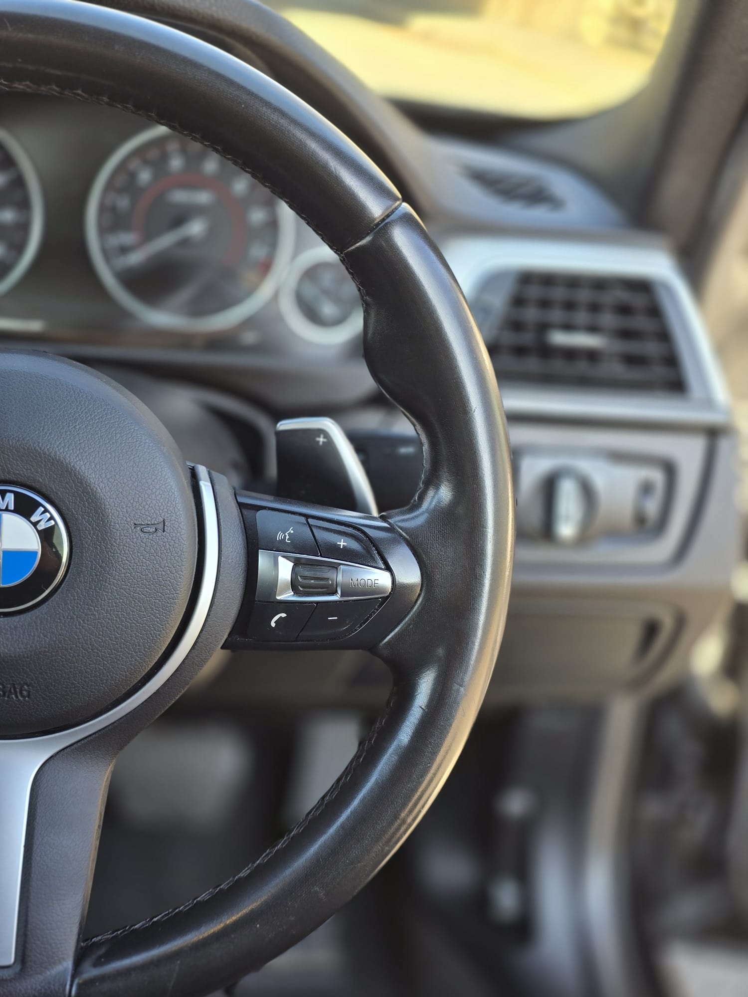 Used BMW 3 Series 2018 for sale - 77983004: Photo 28