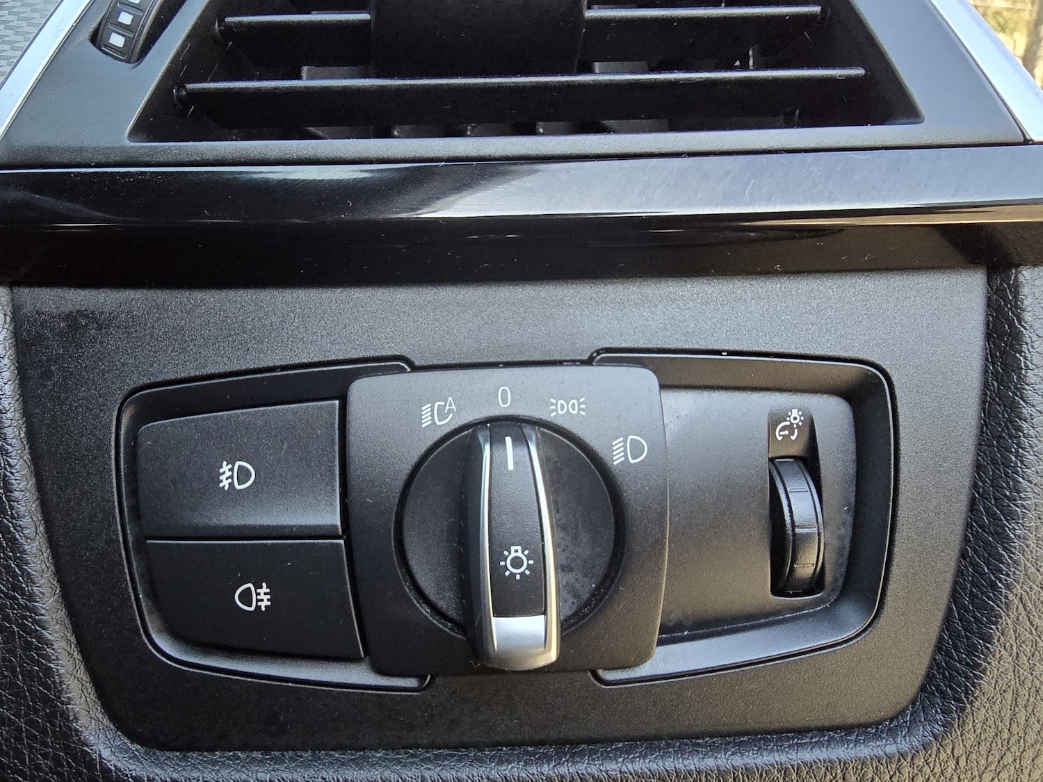 Used BMW 3 Series 2018 for sale - 77983004: Photo 29