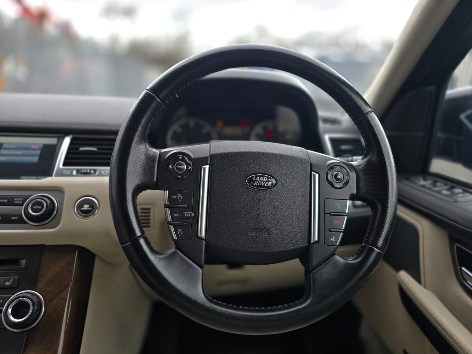 Used Land Rover Range Rover Sport 2011 for sale - 77483284: Photo 17