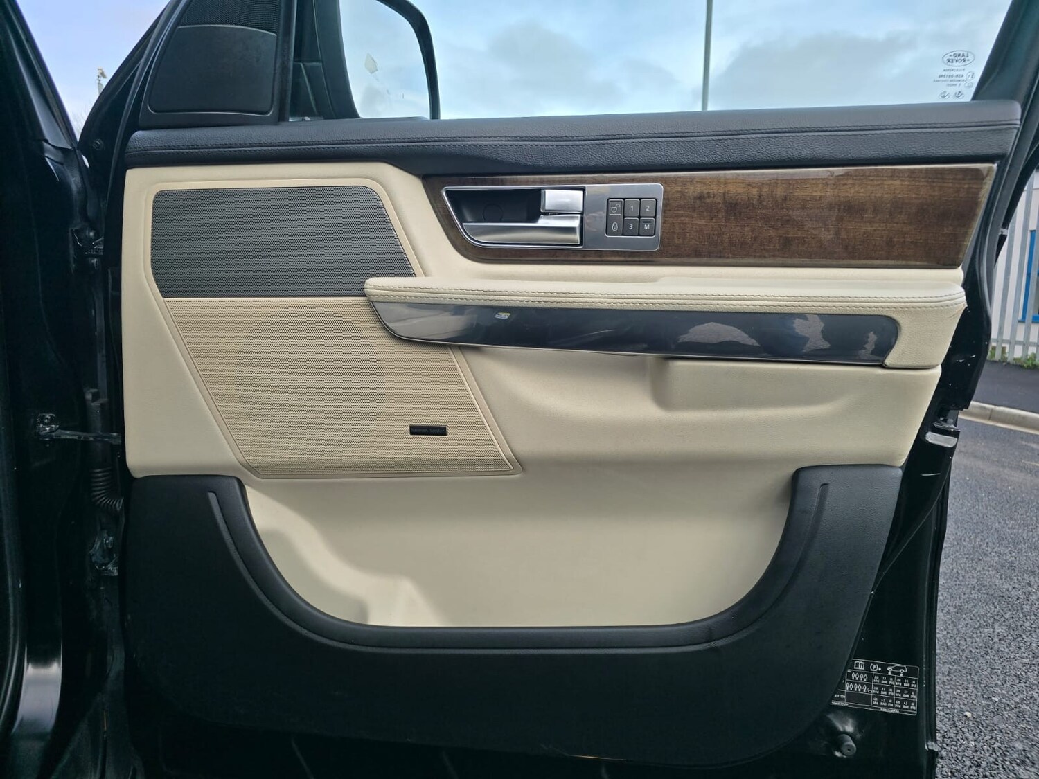 Used Land Rover Range Rover Sport 2011 for sale - 77483284: Photo 27