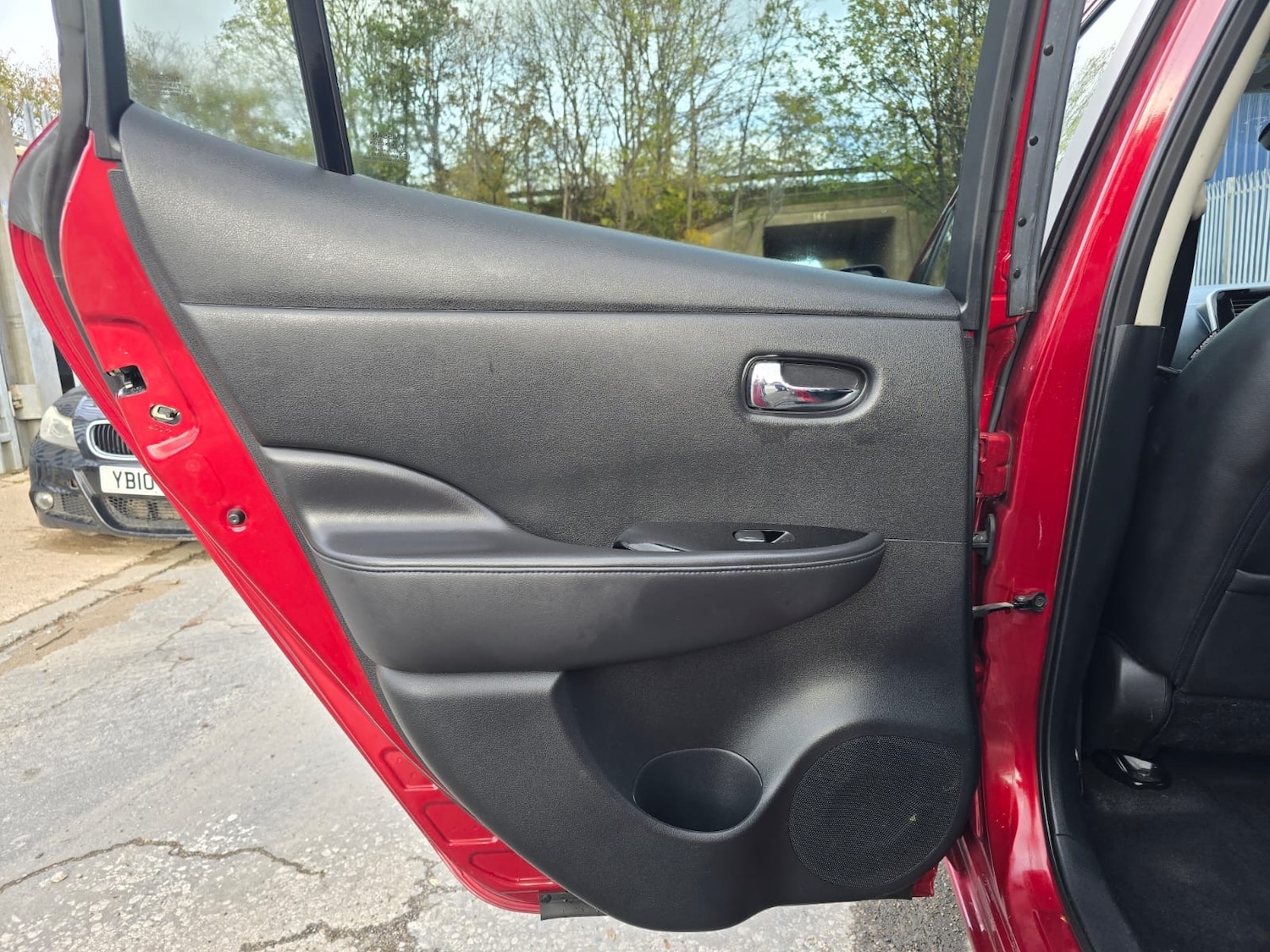 Used Nissan Leaf 2015 for sale - 77350444: Photo 15