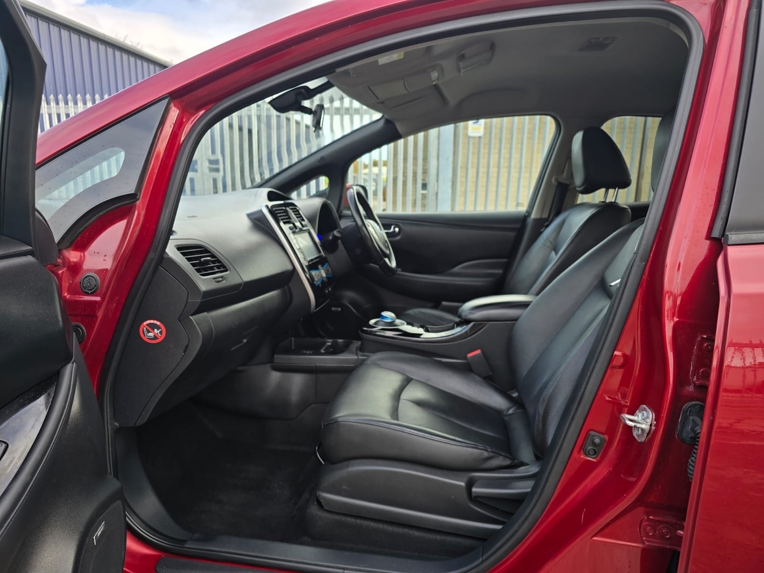 Used Nissan Leaf 2015 for sale - 77350444: Photo 16