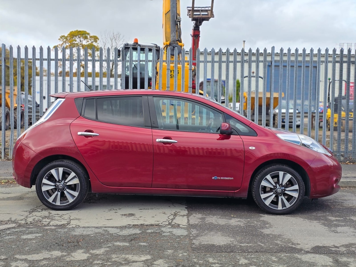 Used Nissan Leaf 2015 for sale - 77350444: Photo 27