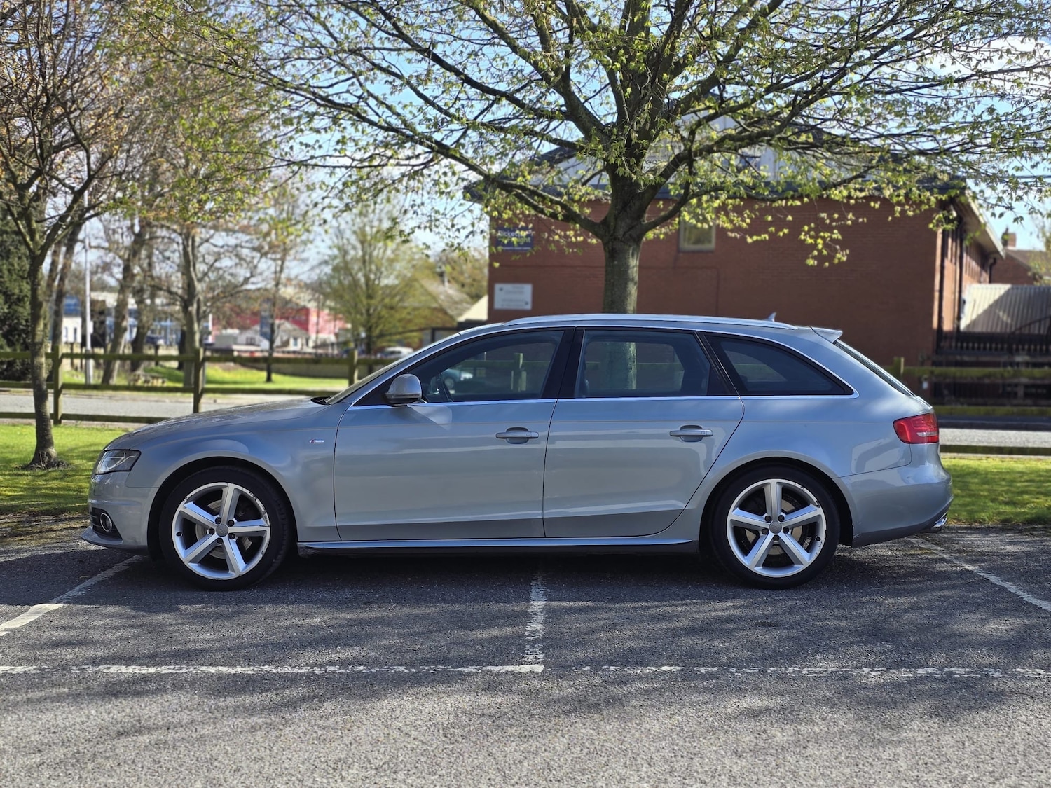 Used Audi A4 2009 for sale - 78187358: Photo 11