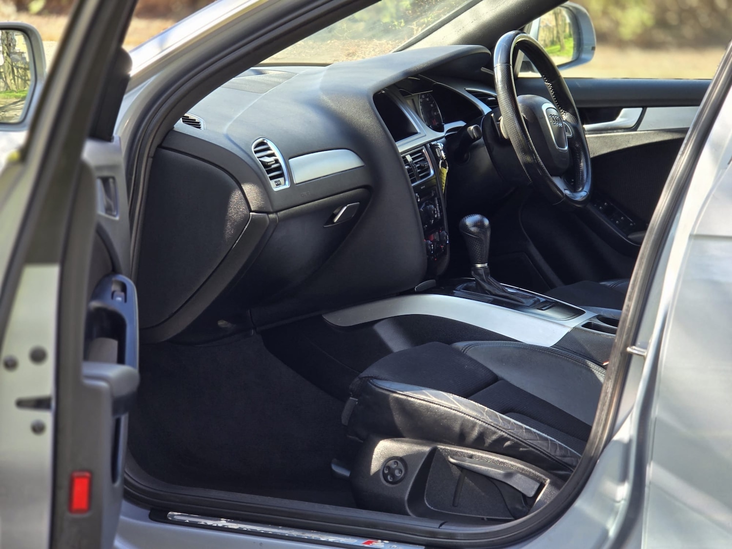 Used Audi A4 2009 for sale - 78187358: Photo 32