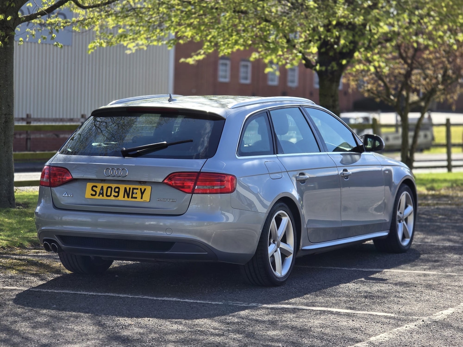 Used Audi A4 2009 for sale - 78187358: Photo 6