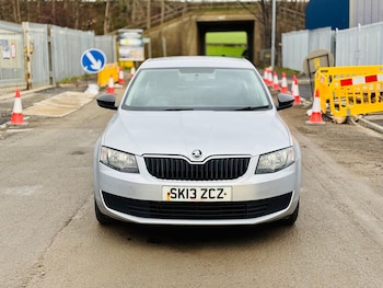 Used Skoda Octavia 2013 for sale - 77350458: Photo
