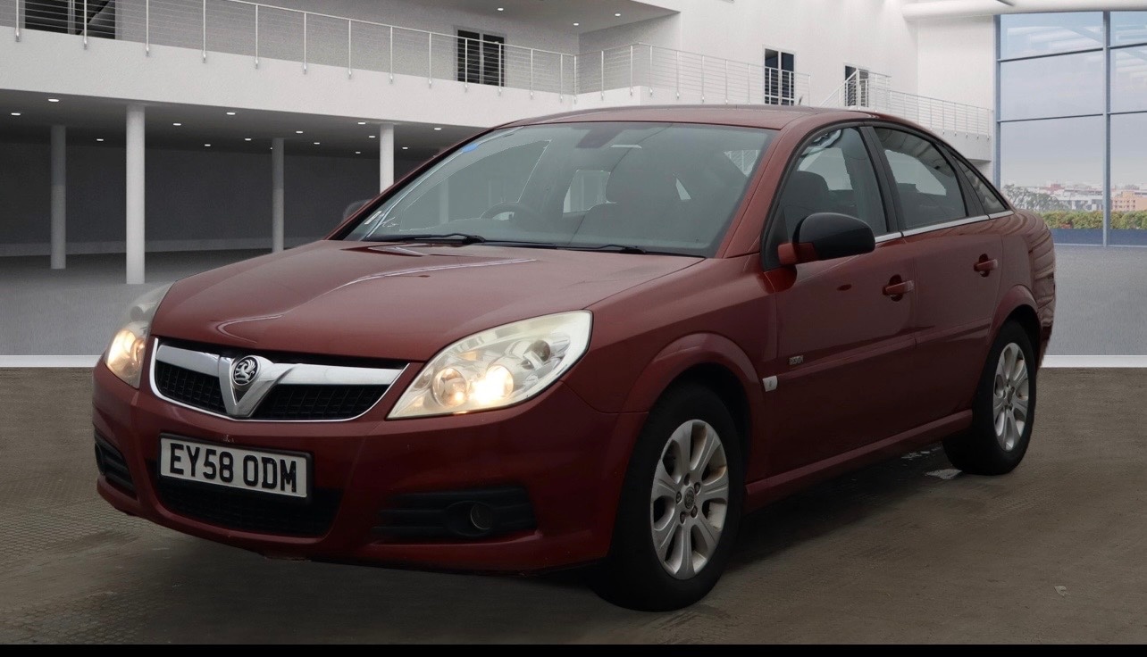 Used Vauxhall Vectra 2008 for sale - 77979104: Photo 2