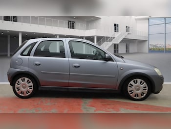 Used Vauxhall Corsa 2004 for sale - 77631392: Photo